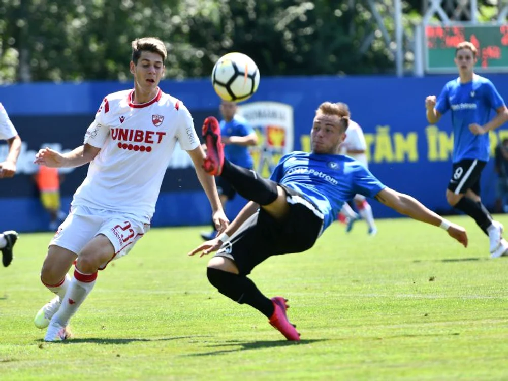 
    Juniorii dinamoviști au jucat finala Ligii ElitelorFOTO: Sportpictures.eu  