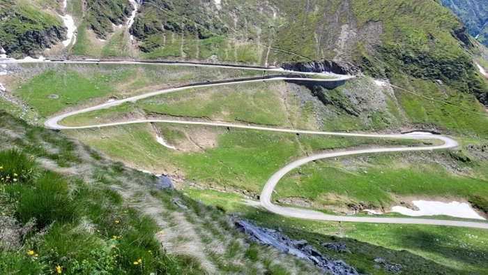 Transfăgărășanul, considerat de mulți cel mai spectaculos drum din lume FOTO CNAIR