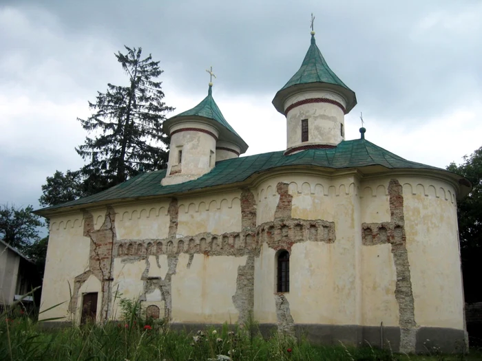 Biserica „Adormirea Maicii Domnului” din Ilişeşti. FOTO www.wikipedia.org