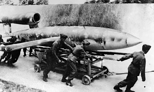 Calendar 13 iunie: 1944   Germania nazistă a lansat primul atac cu rachete V 1 împotriva Angliei jpeg