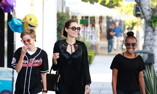 Angelina Jolie takes the girls for some retail therapy at Kitson jpeg