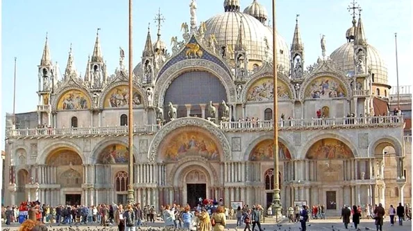 Bazilica San Marco, o uniune artistică între creştinismul răsăritean şi cel occidental jpeg