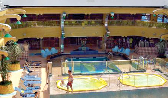 A costat 1,36 de miliarde de euro