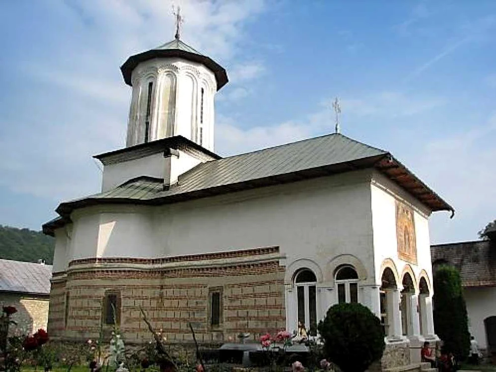 Mîănăstirea Polovragi, monument istoric ce datează de peste 600 de ani