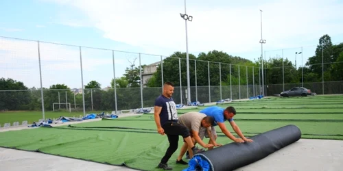 Gazon sintetic pe stadionul gheoghe hagi din Constanta foto Primaria Constanta