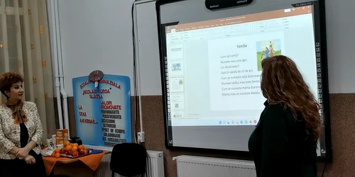 Cursuri de limba română pentru refugiați, la Slatina mp4 thumbnail png