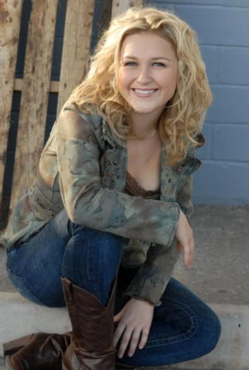 
    Actriţa a fost găsită moartă în somn  