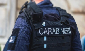 carabinieri foto shutterstock