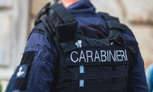 carabinieri foto shutterstock