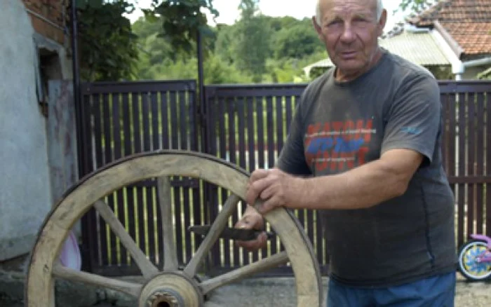 Hunedoara: PORTRET / Ioan Nistor meşterul roţilor de car