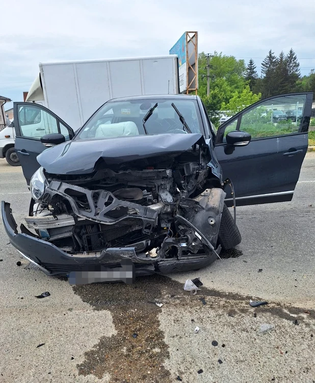 Accident în Bascov. FOTO ISU Argeș