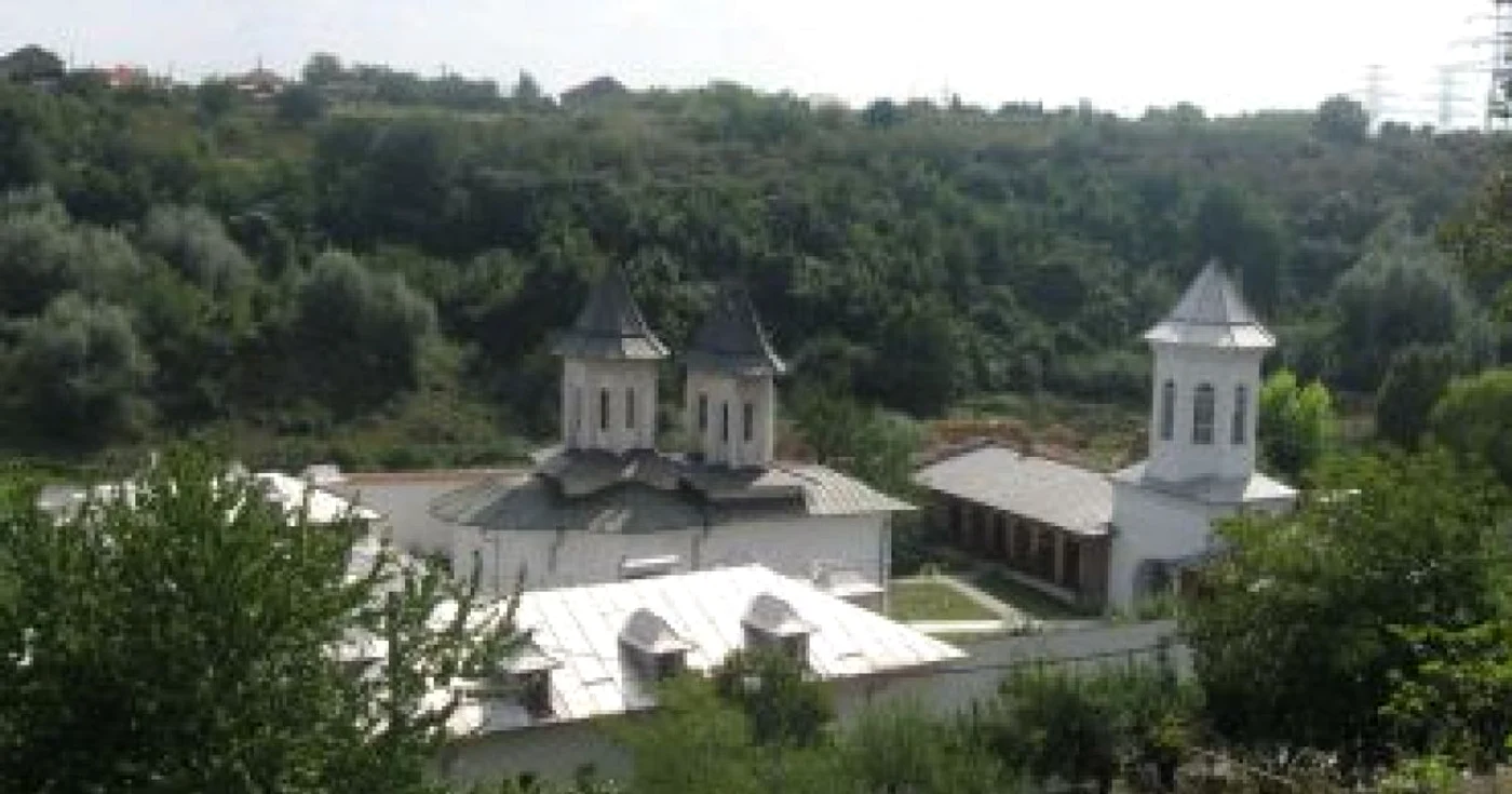 Slatina: Mânăstirea Clocociov, loc de reculegere