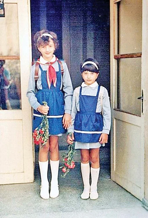 Ioana şi Elena Băsescu