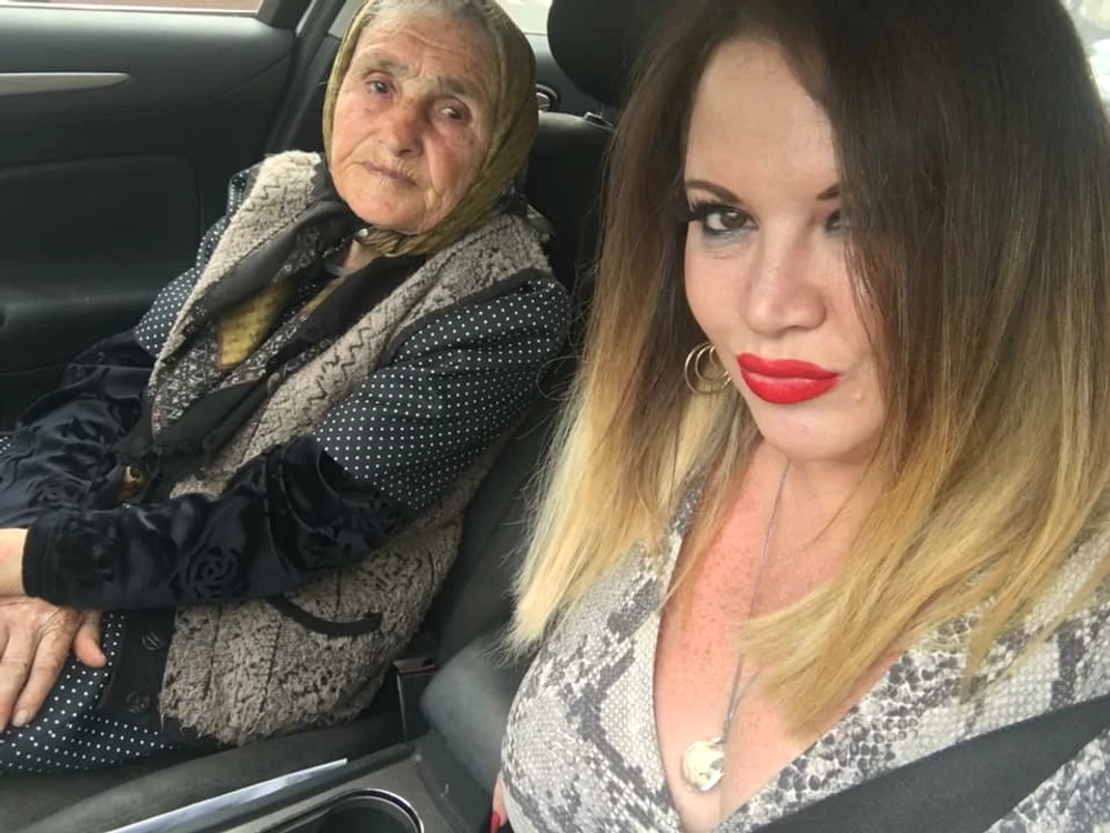 Oana Lis și bunica ei
