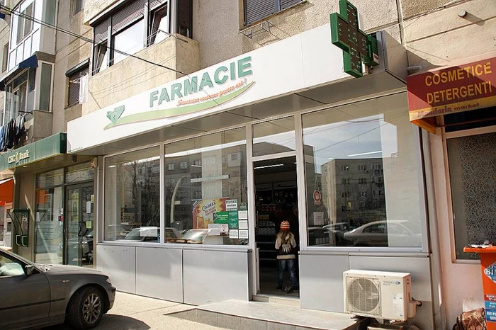 Doar 14 farmacii vor lucra non-stop, între 1 şi 6 mai