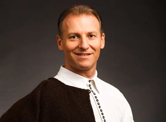 Dinu Iancu Sălăjanu a urcat pe scena Operei Naţionale Bucureşti, unde l-a întruchipat pe regele din