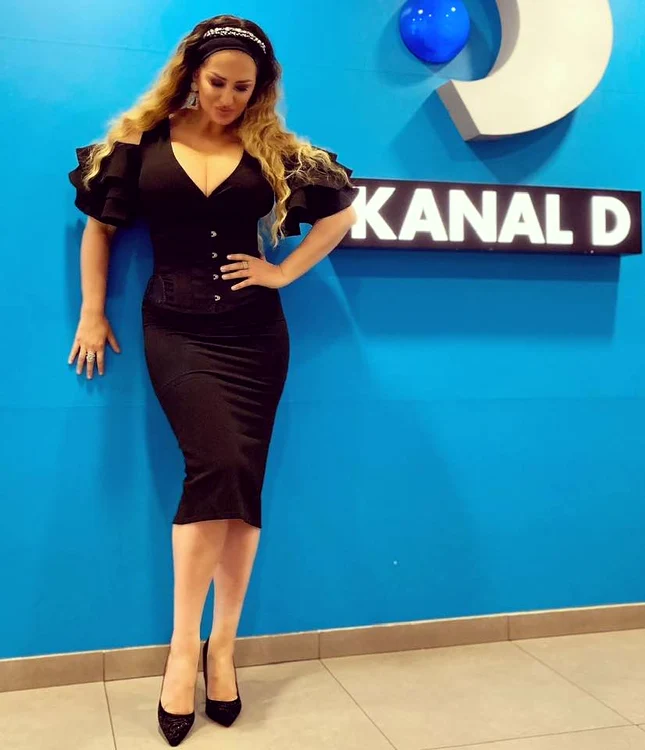 Julia, cea mai recentă apariție, la Kanal D