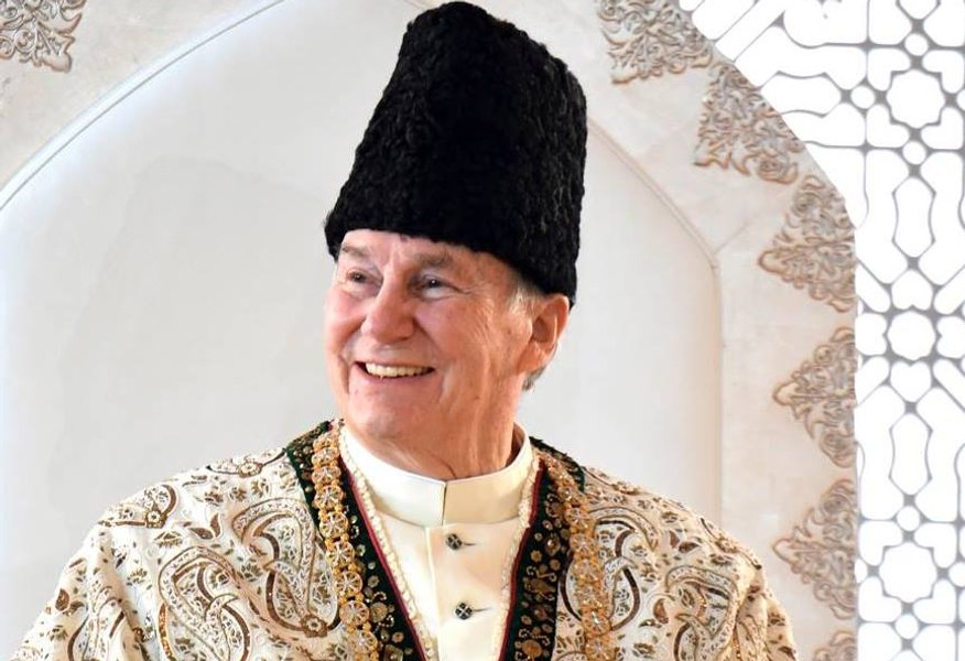 Liderul spiritual al musulmanilor ismailiți a încetat din viață la vârsta de 88 de ani. Cine a fost Aga Khan IV