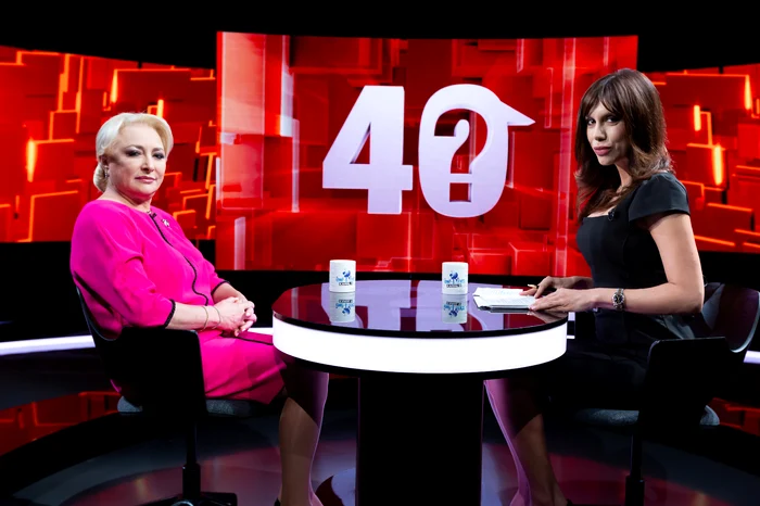 
    Viorica Dăncilă a fost invitata lui Denise RifaiFoto: Kanal D  