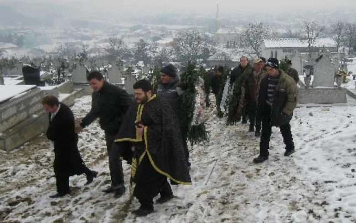 Opt mureşeni au murit de gripă nouă