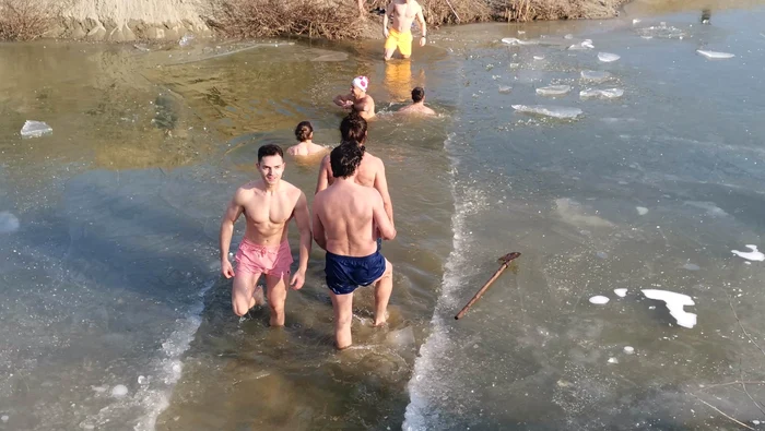 Andrei Simionese promovează metoda Wim Hof FOTO Ștefan Both