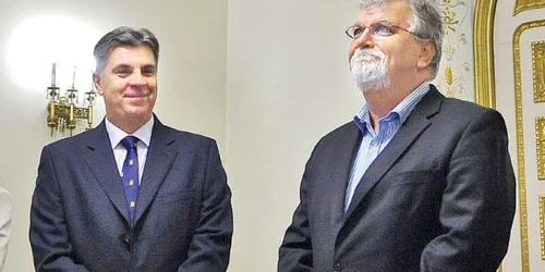 Valeriu Zgonea (stânga) şi Petru Filip i-au convocat pe parlamentari în sesiune extraordinară