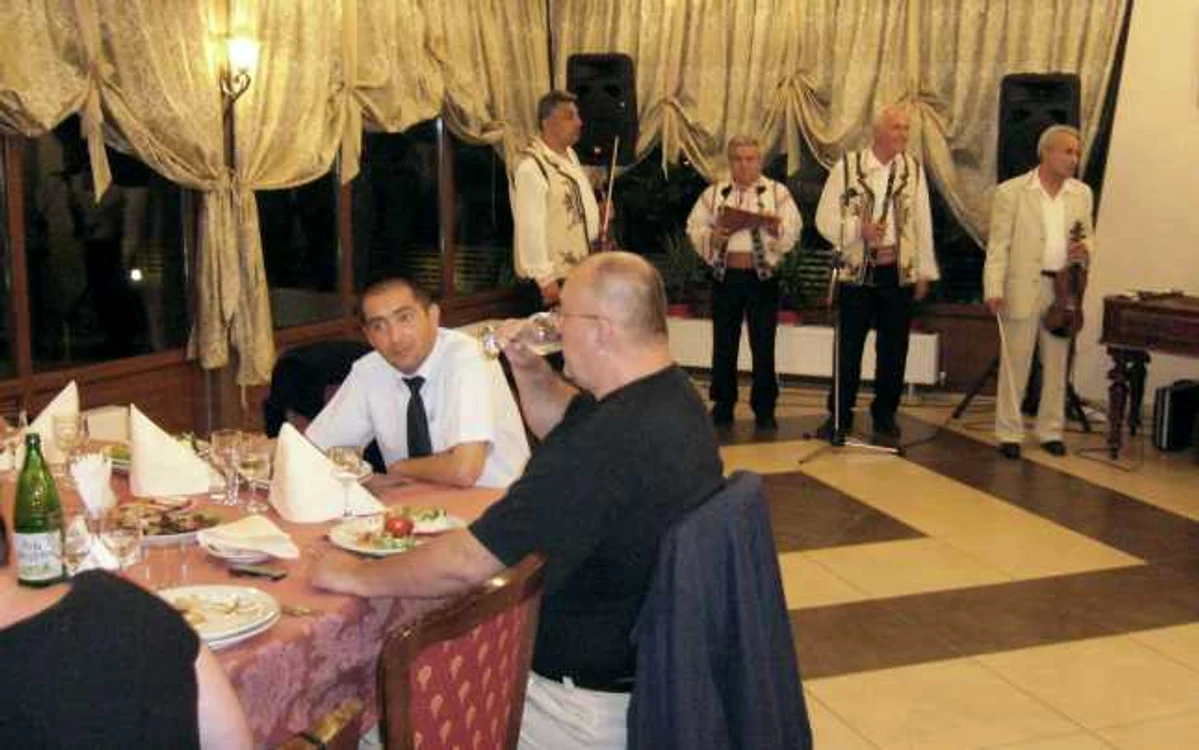 Petrecere la Sărata Monteoru
