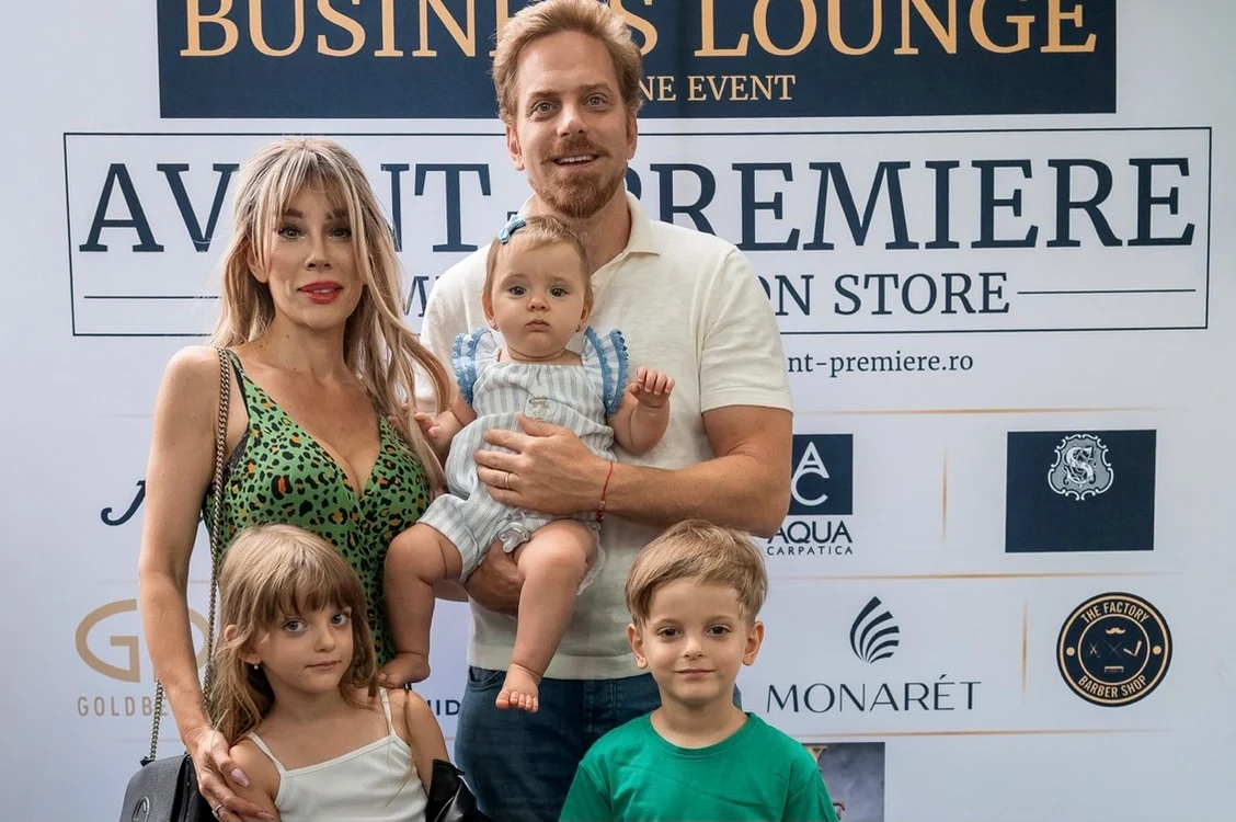 Alina, Ilan Laufer și cei trei copii: Davina, Nathaniel și Eden foto: Ștefan Ovidiu