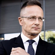 Péter Szijjártó facebook png