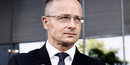 Péter Szijjártó facebook png