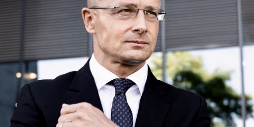 Péter Szijjártó facebook png