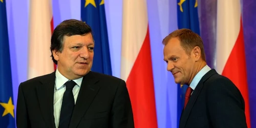 Donald Tusk si Jose Manuel Barroso AFP