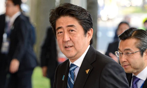 Shinzo Abe a murit impuscat (2) jpg