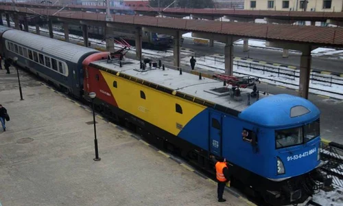 trenul unirii gara de nord jpeg
