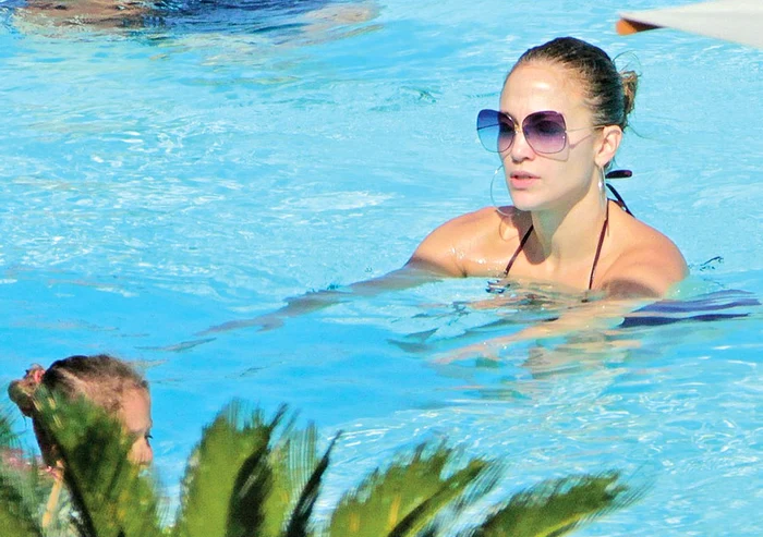 Rio de Janeiro, Brazilia. Jennifer Lopez, cântăreaţă, 42 de ani (Fotografii: guliver/splashnews)