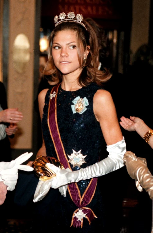 victoria suedia jpeg