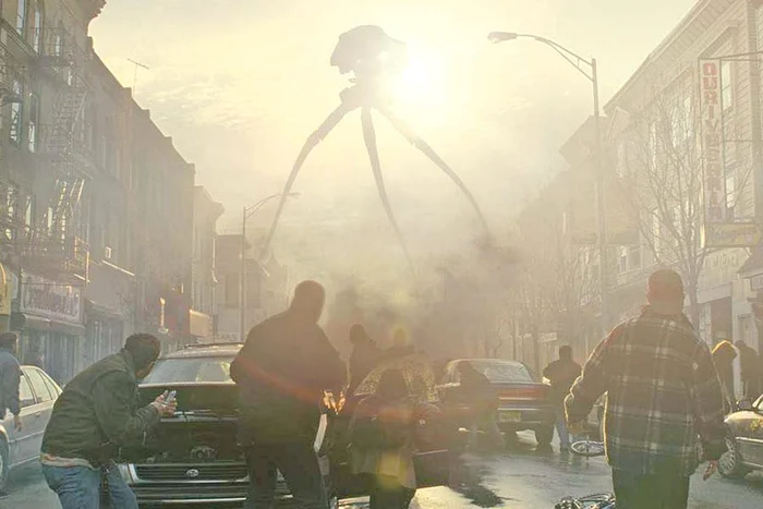 
    Scenă din filmul  "Războiul Lumilor"  (2009)-(Foto: Reuters)  