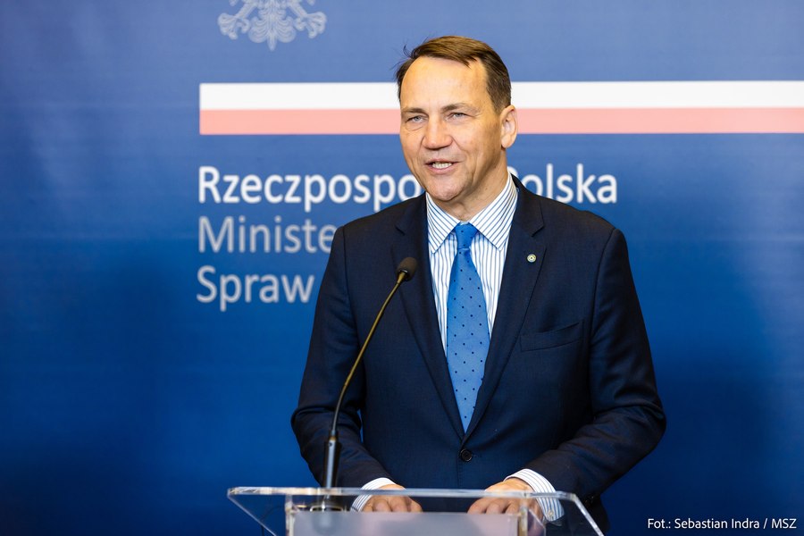 Polonia dorește să doboare rachetele ruseşti deasupra Ucrainei. Șeful diplomației de la Varșovia: „Ar fi legitim să ne apărăm”