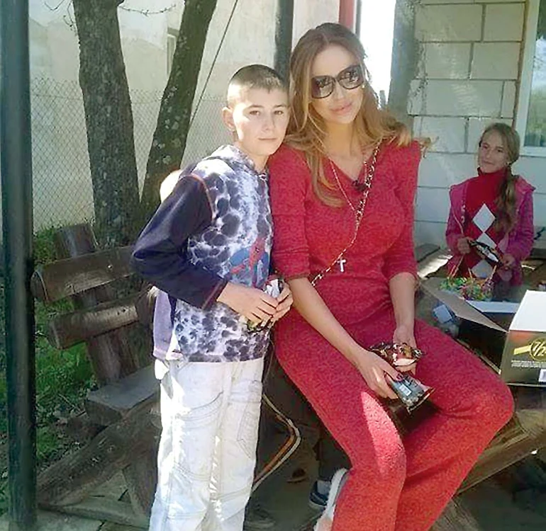 Bianca a muncit pentru o familie cu nouă copii