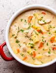 Tocanita de pui cu cartofi  Sursa foto shutterstock 2550769163 jpg