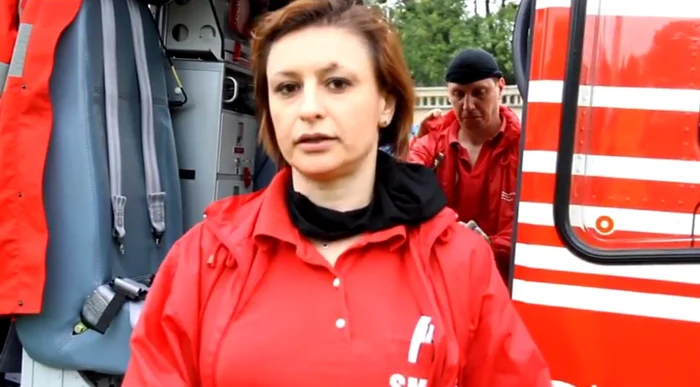 
    Medicul Mihaela Dumea și asistentul medical Gabi Sandu  