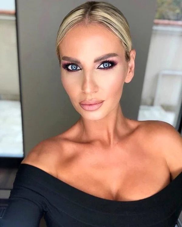 1 andreea banica deschidere jpg jpeg