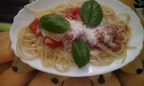 spaghete cu ton si busuioc jpeg