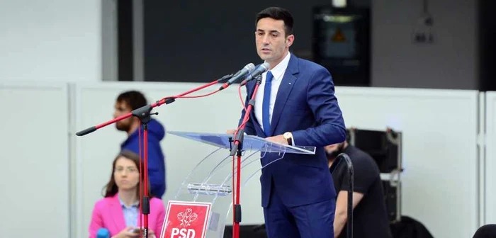 Claudiu Manda a cunoscut o ascensiune fulminantă în partid