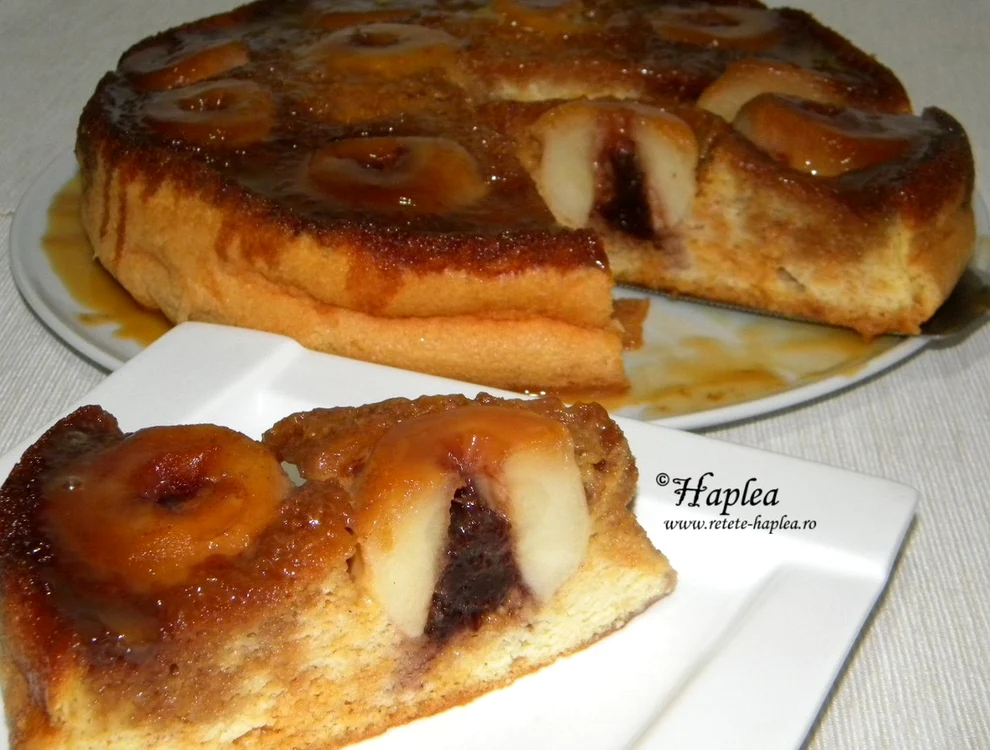 tort cu mere intregi caramelizate poza 17 jpeg