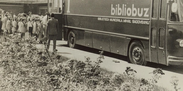 Bibliobuz Colectie Biblioteca Metropilitana jpg