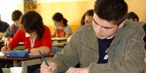 Mâine la ora 10.00 va avea loc proba scrisă a concursului.