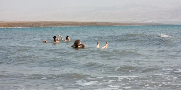 baie in mare jpg