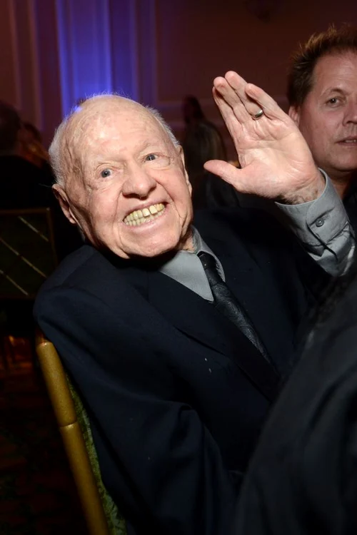 Rooney a fost soldat aproape doi ani