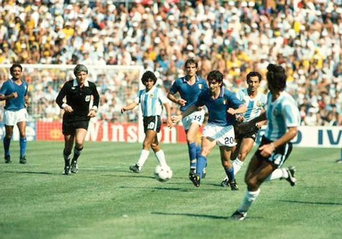 
    L-a avertizat pe  Maradona la meciul  Italia-Argentina  de la CM 1982  